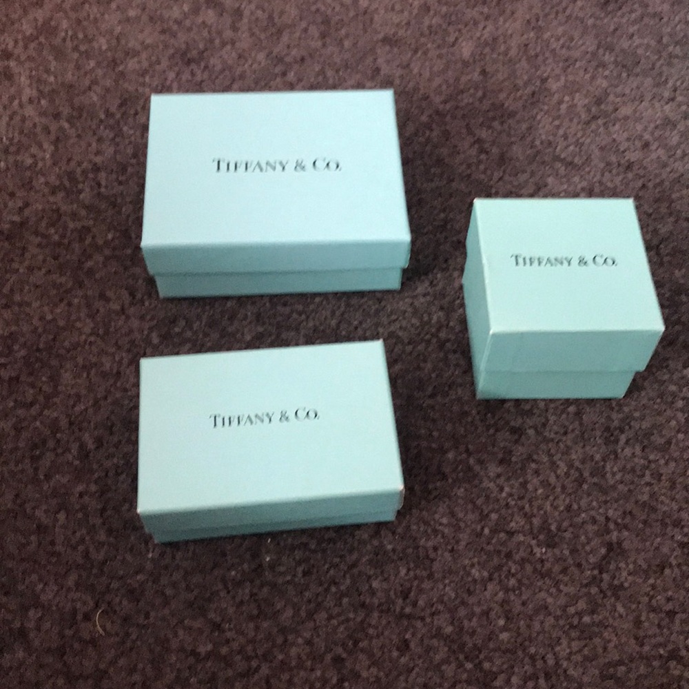 Set of Three Tiffany & Co gift boxes - Picture 4 of 5